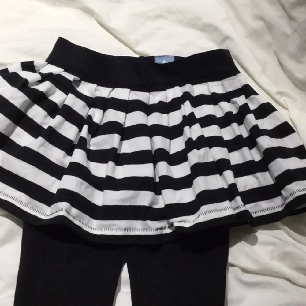 Gap skirt legging 3t Black white nwot perfect